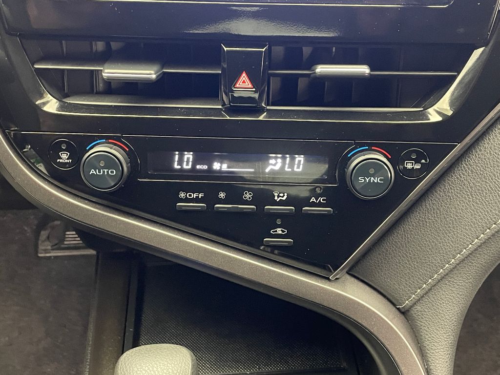 2024 Toyota Camry LE 27