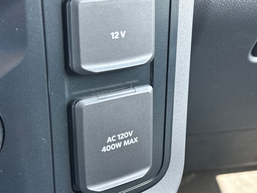 New 2026 Silver Ford Lariat image 38