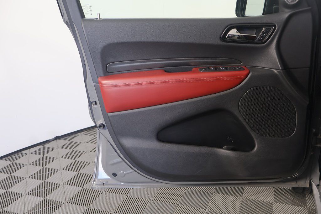 2022 Dodge Durango R/T 12