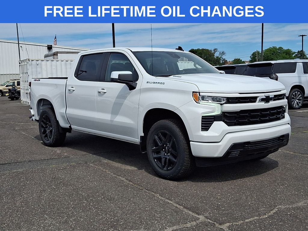 Summit White 2026 Chevrolet Silverado 1500 Pickup Truck Four-Wheel Drive 8-Speed Automatic