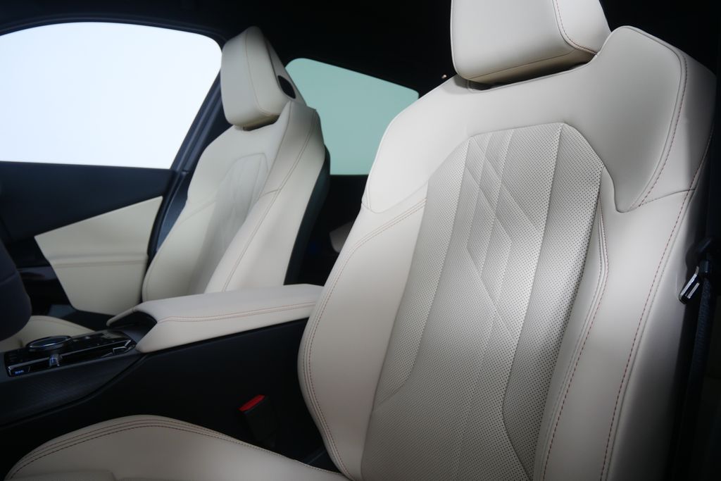 Thumbnail: 2026 BMW X3 - 10