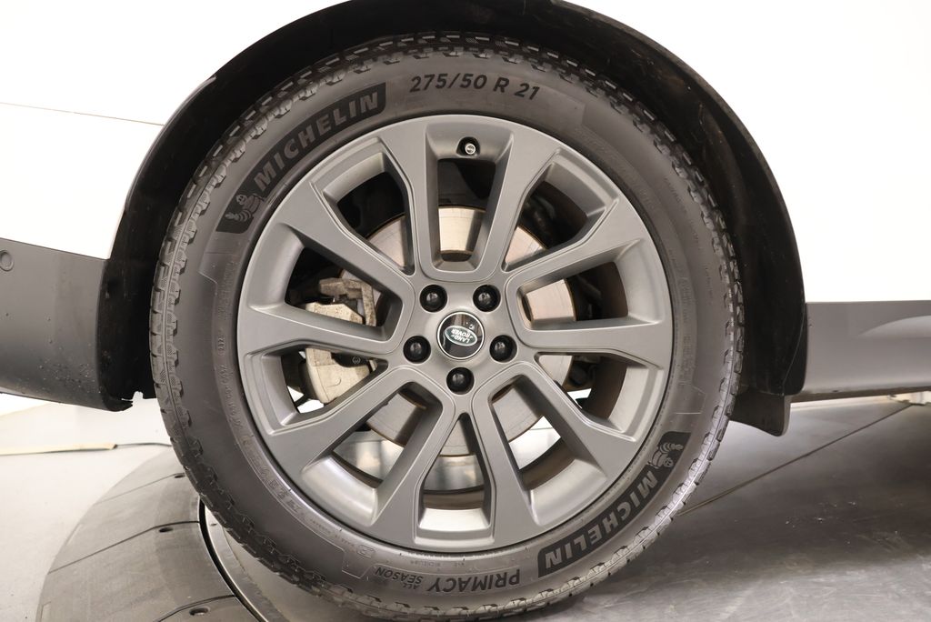 Thumbnail: 2023 Land Rover Range Rover Sport - 11