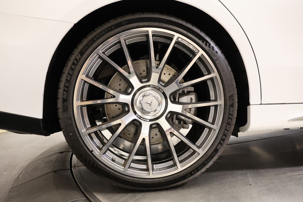 Thumbnail: 2026 Mercedes-Benz E-Class - 14