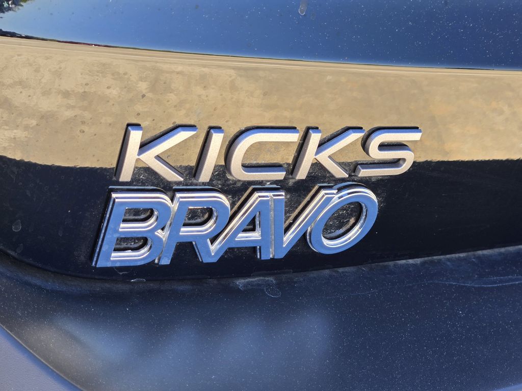 2026 Nissan Kicks SV - 8
