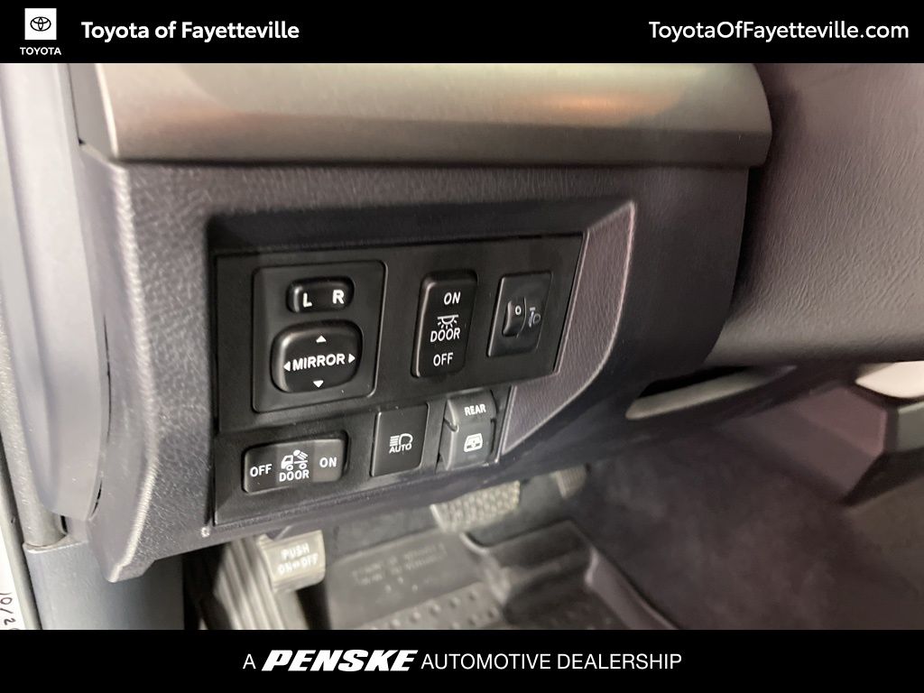 2018 Toyota Tundra SR5 27