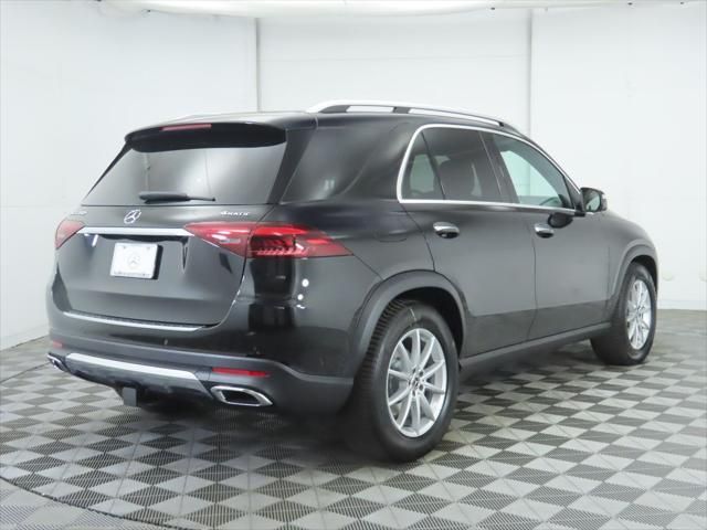 Thumbnail: 2026 Mercedes-Benz GLE - 5