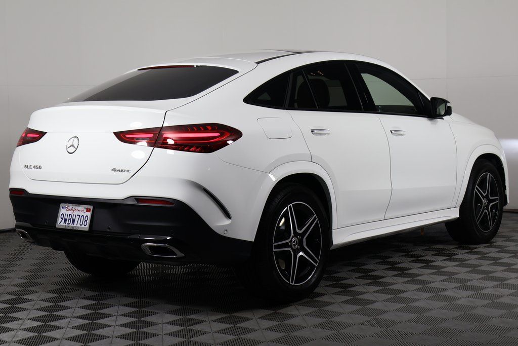 Thumbnail: 2026 Mercedes-Benz GLE - 4