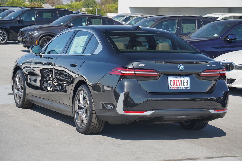 2025 BMW i5 xDrive40 7