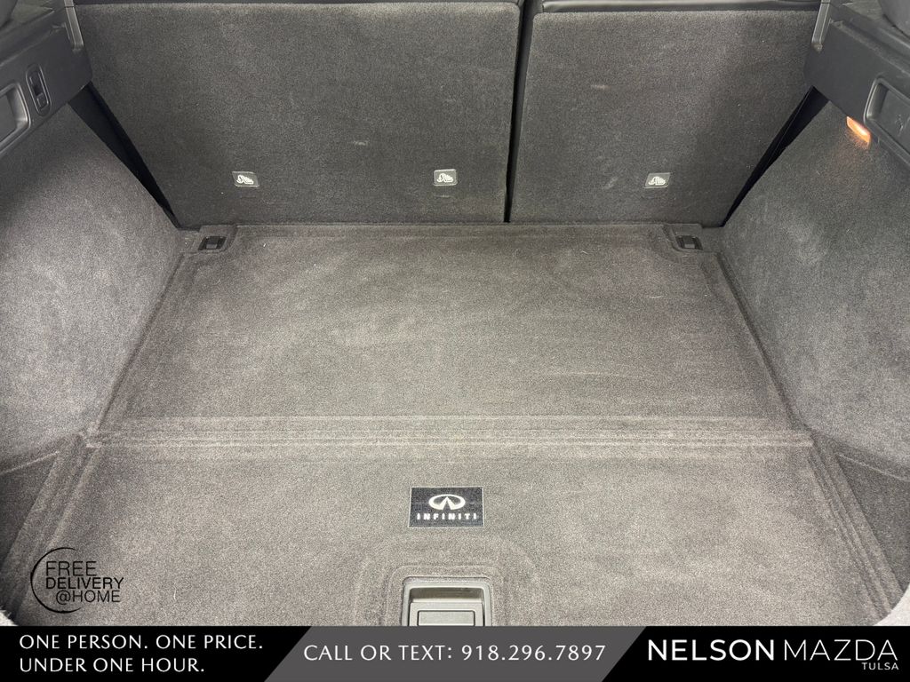 Used 2022 Black INFINITI LUXE image 38