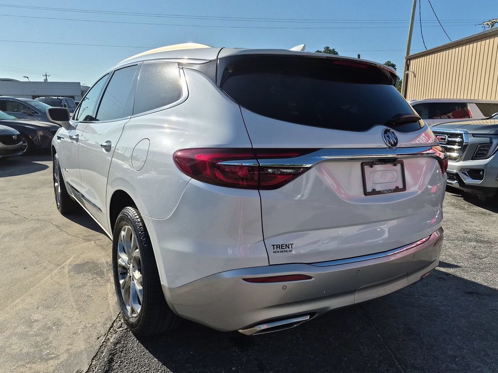 White Frost Tricoat 2019 Buick Enclave SUV / Crossover Front-Wheel Drive 9-Speed Automatic