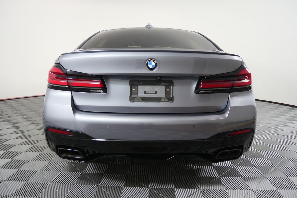 Thumbnail: 2021 BMW 5 Series - 4