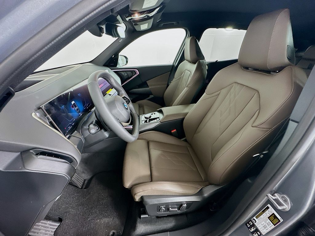 Thumbnail: 2025 BMW X3 - 16