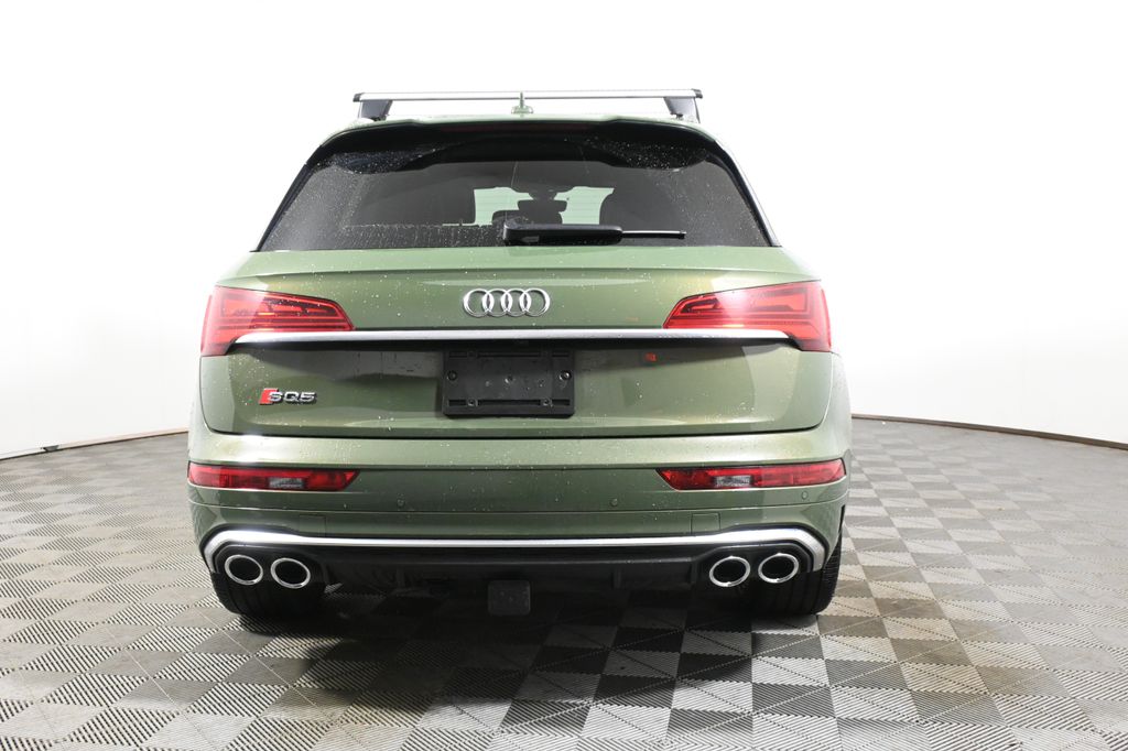 Thumbnail: 2022 Audi SQ5 - 6