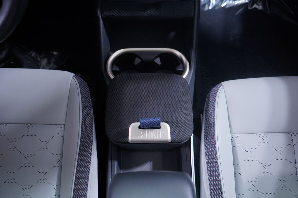 Thumbnail: 2025 MINI Cooper Countryman - 14