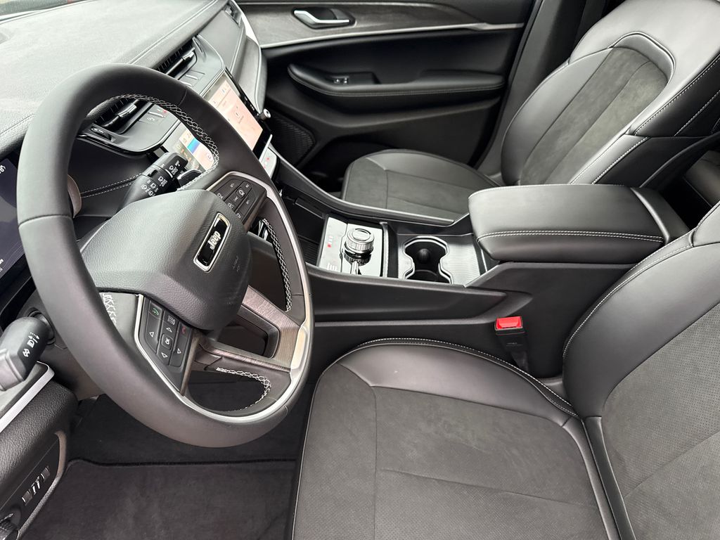 New 2026 Jeep Grand Cherokee SUV