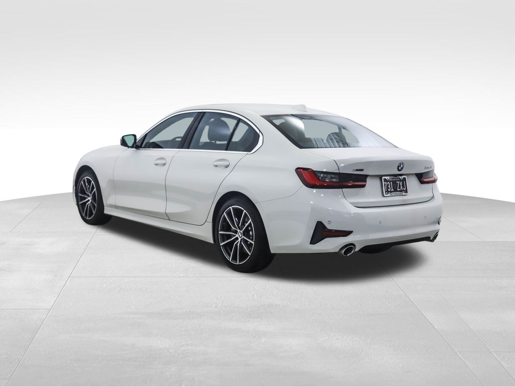 Thumbnail: 2020 BMW 3 Series - 3