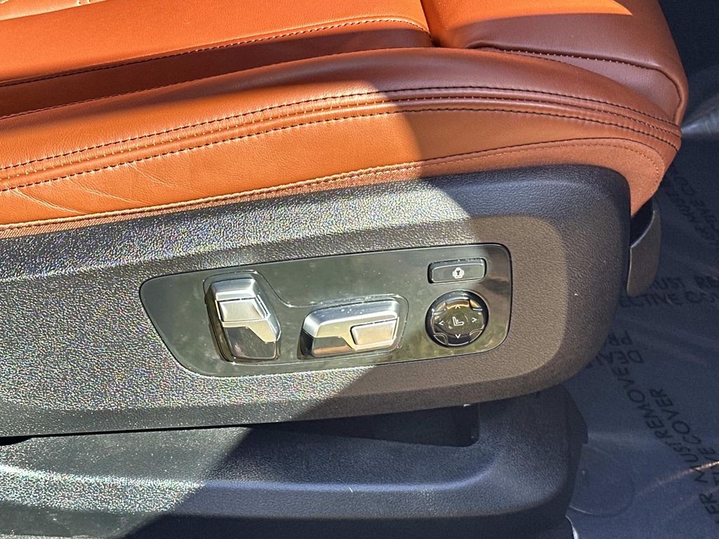 Thumbnail: 2023 BMW X6 - 20