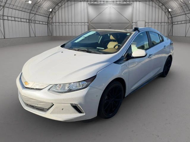 2017 Chevrolet Volt Blanco (Iridescent Pearl Tricoat) Hatchback Tracción delantera 1 velocidad Automática