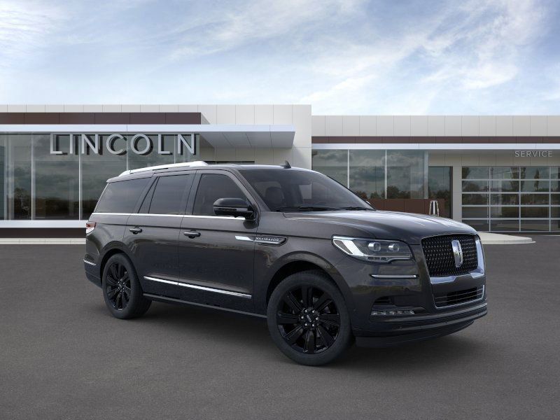 Thumbnail: 2023 Lincoln Navigator - 7