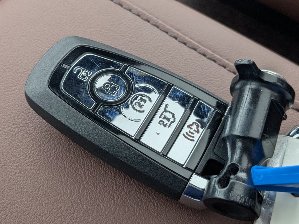 2025 Lincoln Navigator Reserve L