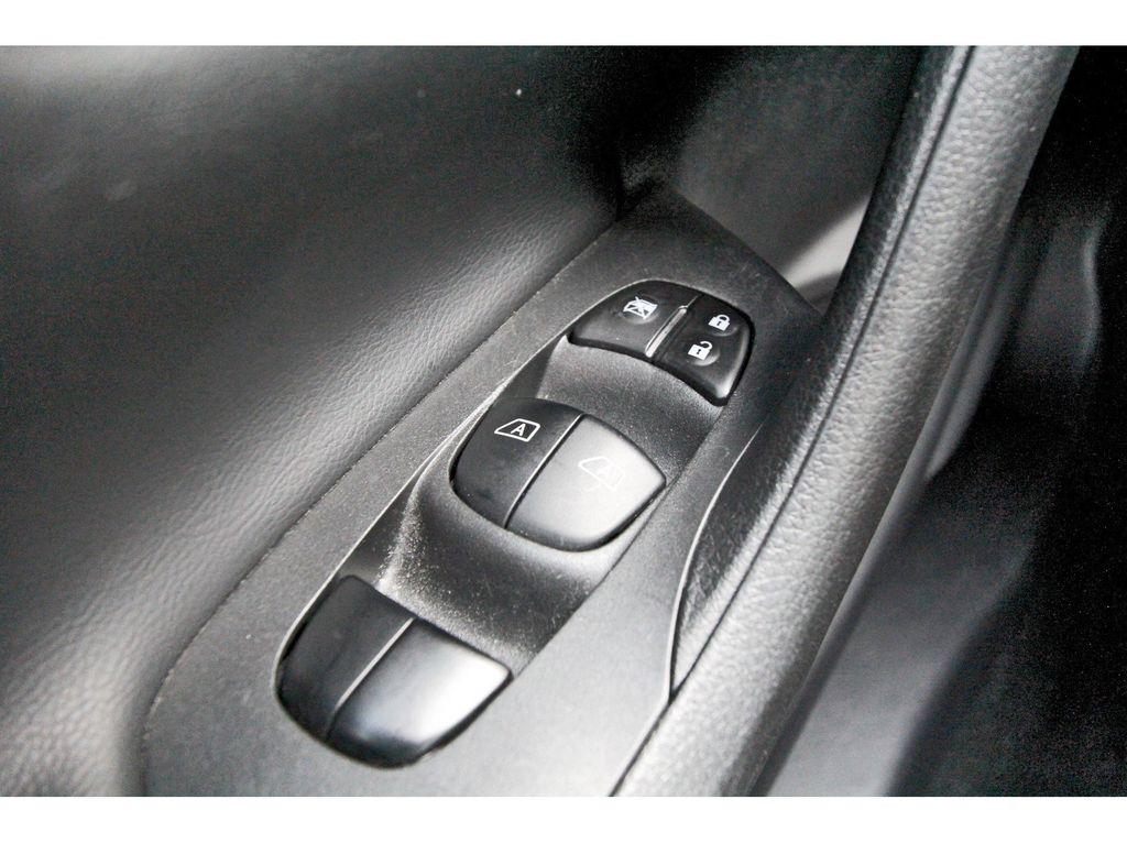 2016 Nissan Altima 2.5 SL Black at Mac Haik CDJR North Houston
