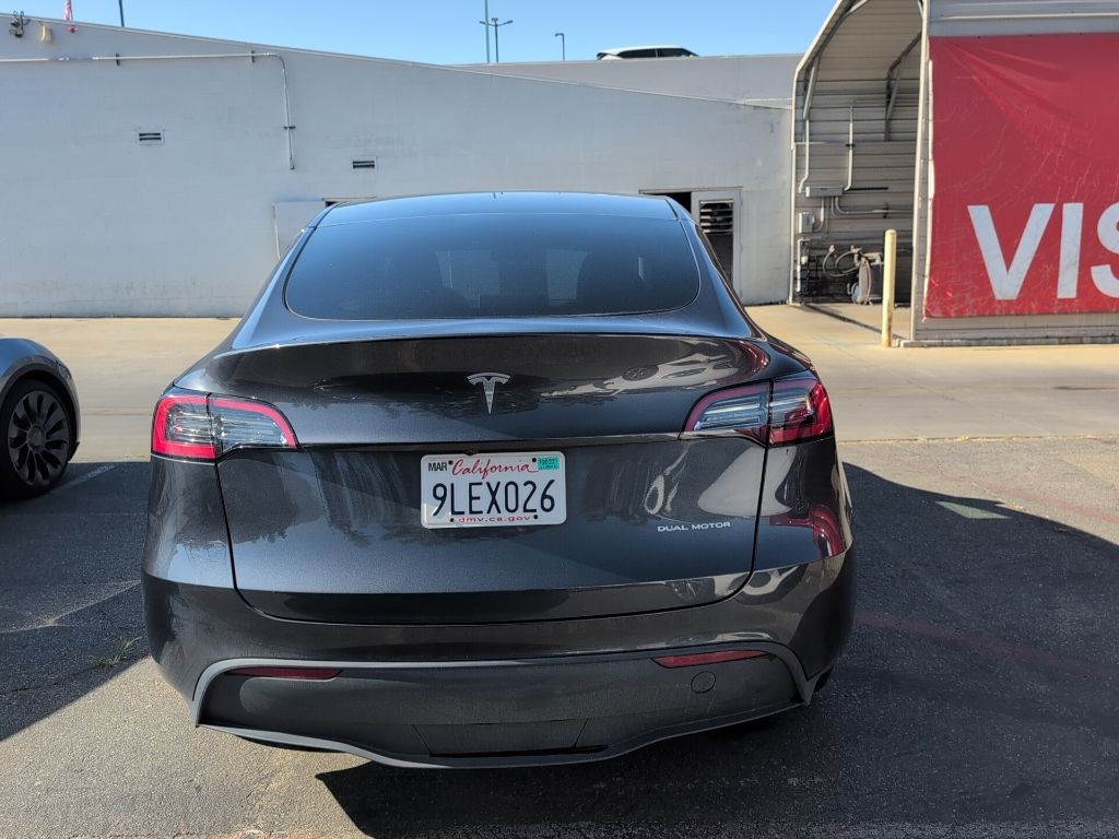 Used 2024 Tesla Model Y SUV