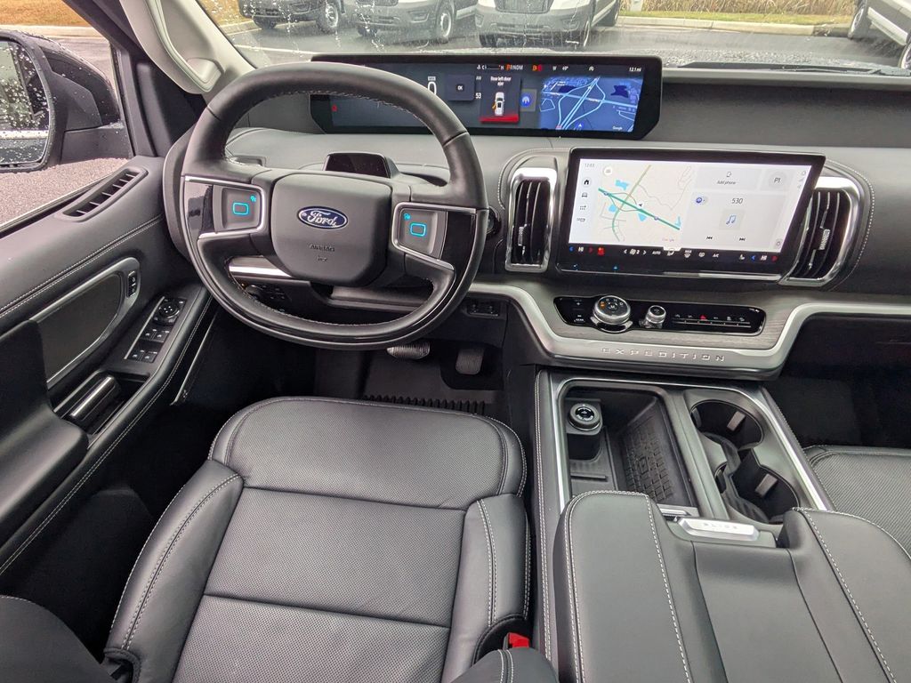 2025 Ford Expedition Platinum MAX