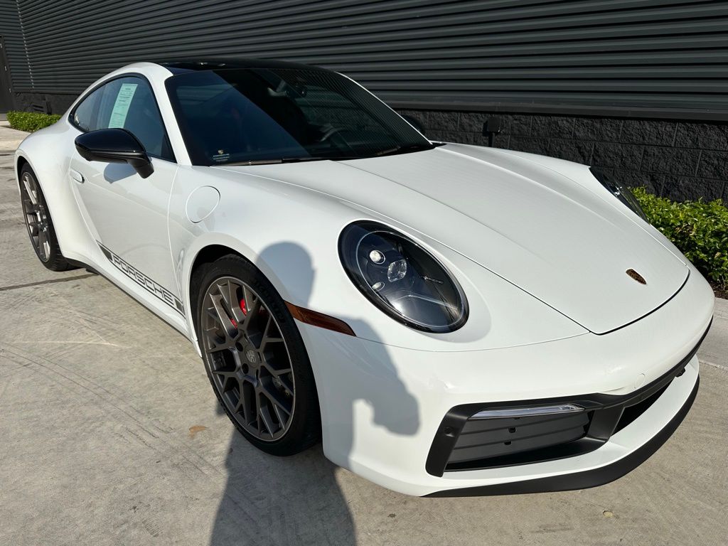 2024 Porsche 911 Carrera S 10