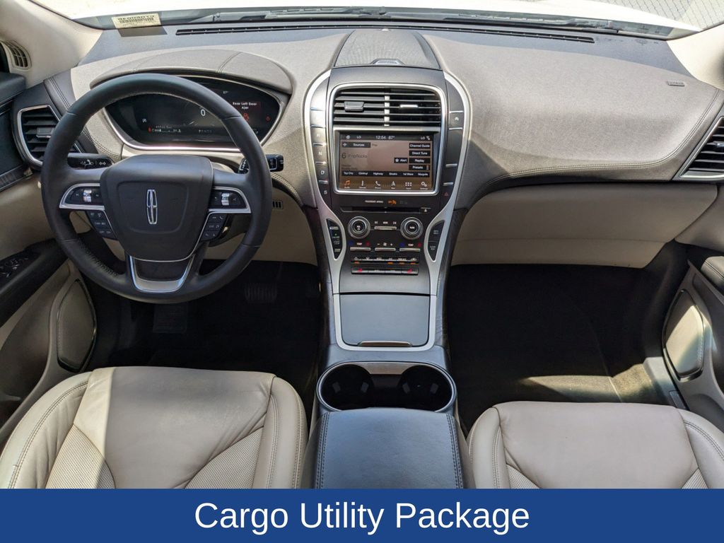 2019 Lincoln Nautilus Select