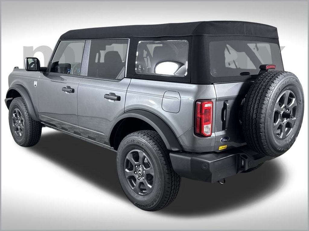2025 Ford Bronco Big Bend photo 3