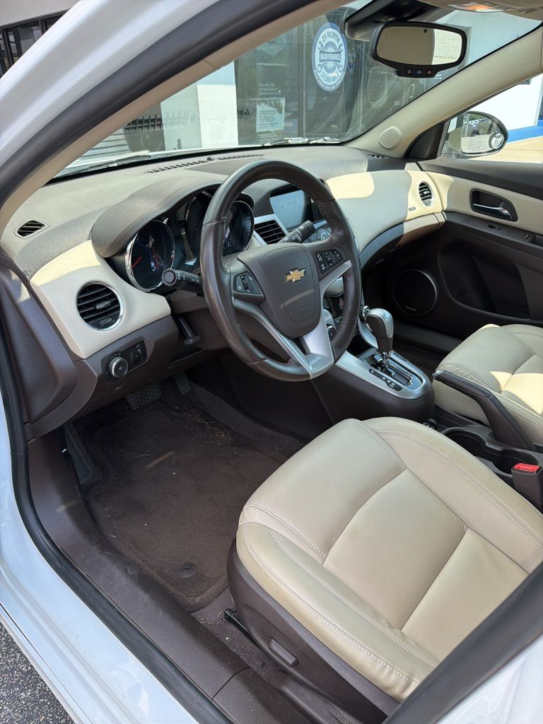 Summit White 2016 Chevrolet Cruze Limited LTZ FWD Sedan Front-Wheel Drive 6-Speed Automatic Overdrive