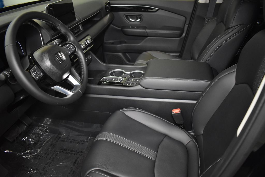 2025 Honda Pilot Touring 21