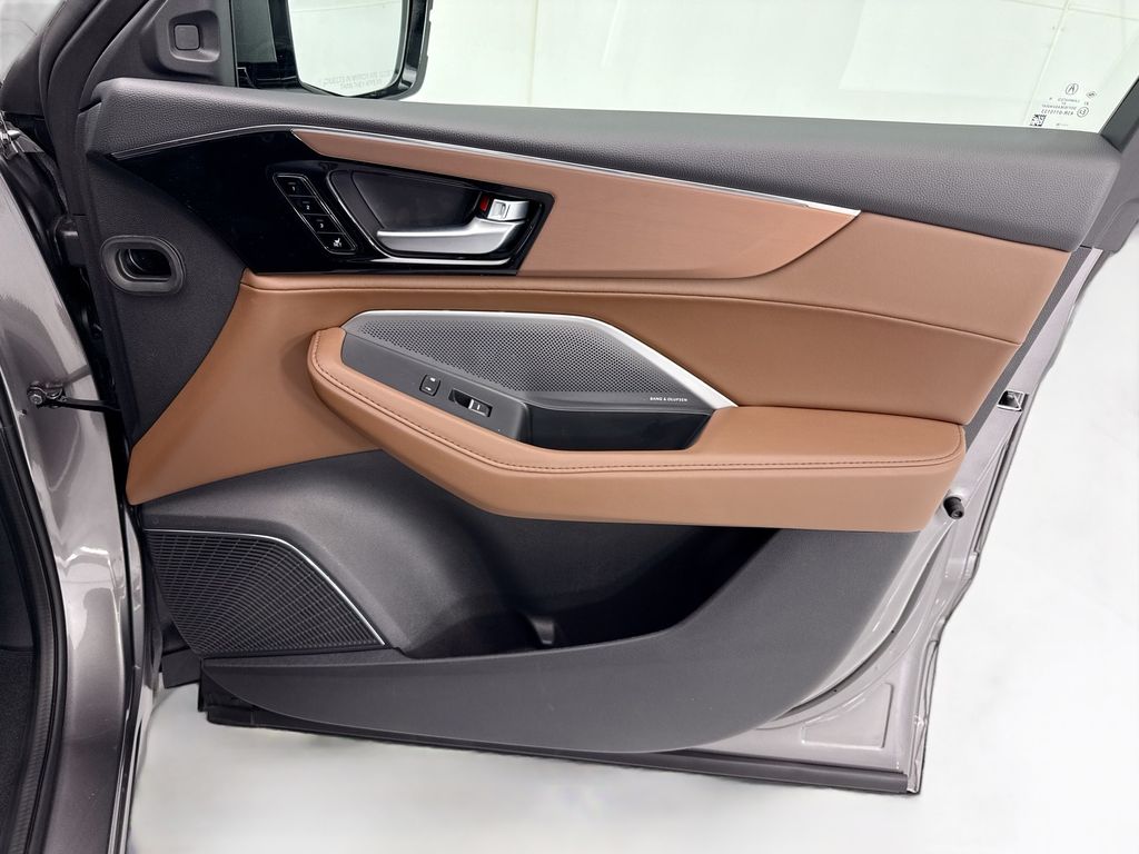 Thumbnail: 2026 Acura MDX - 25