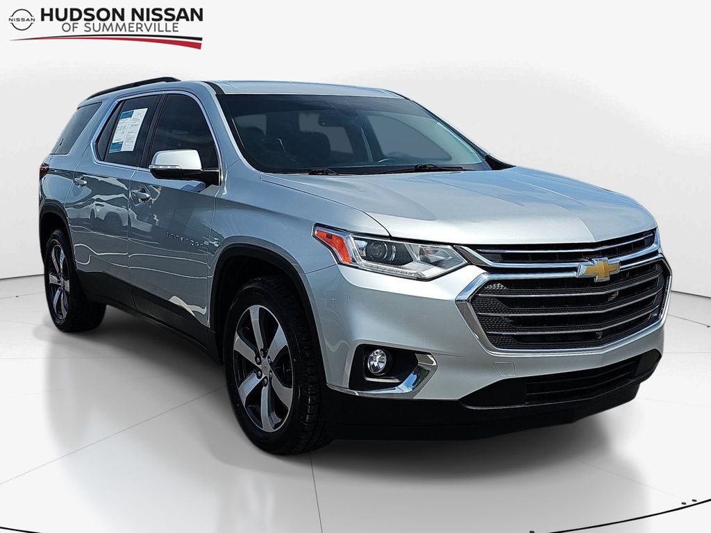 2021 Chevrolet Traverse LT Leather FWD