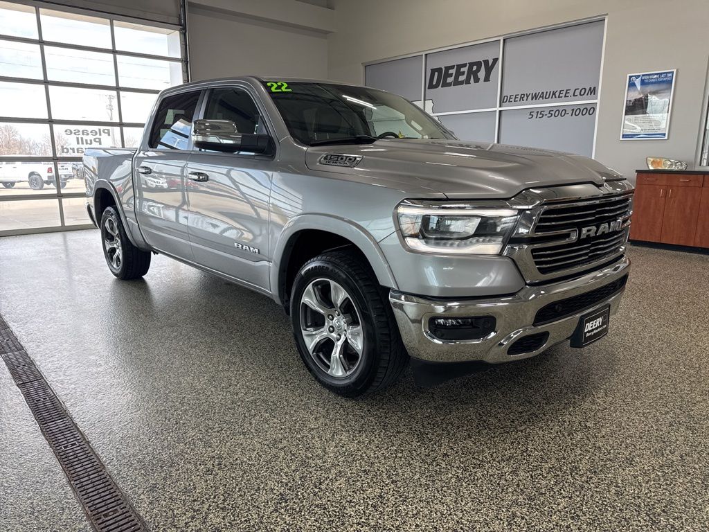 2022 RAM 1500 Laramie Crew Cab 4WD