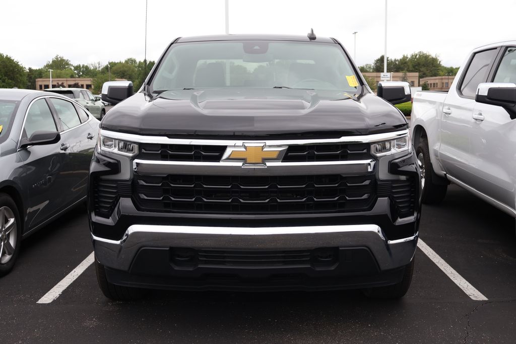 2022 Chevrolet Silverado 1500 LT 2