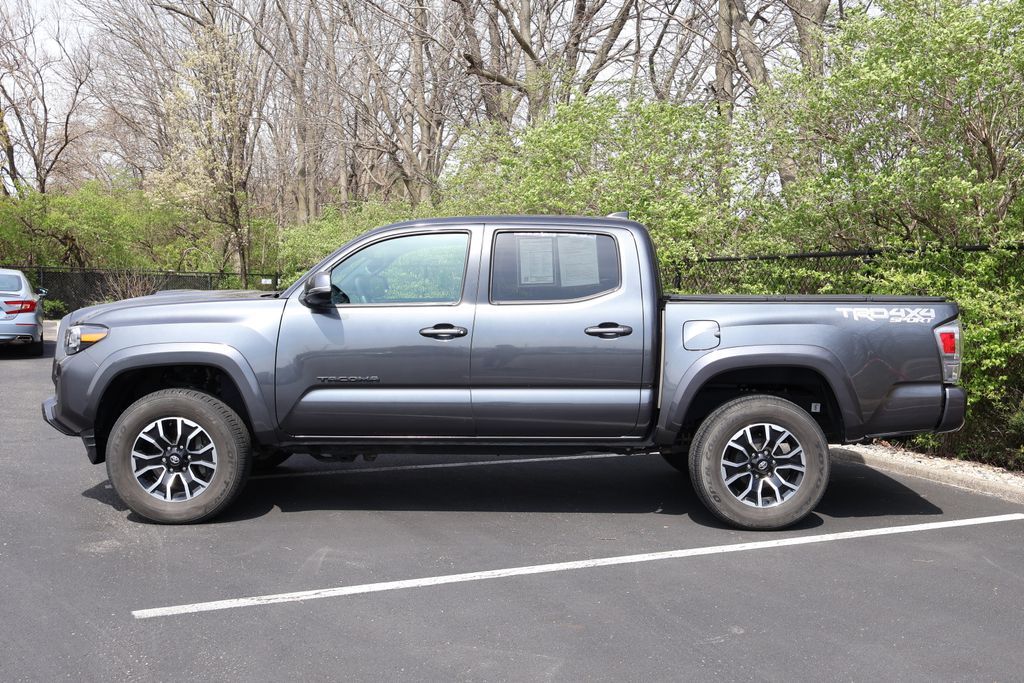 2022 Toyota Tacoma TRD Sport 4