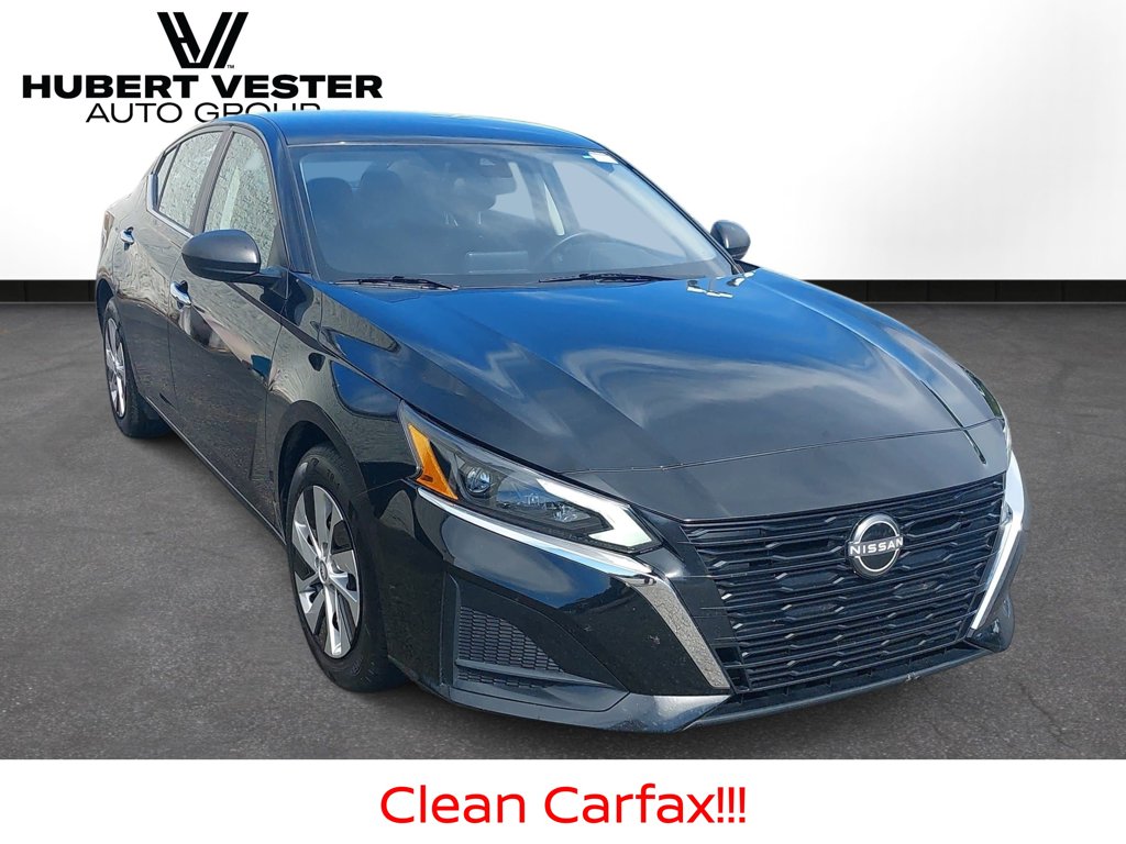 Used 2025 Nissan Altima Sedan