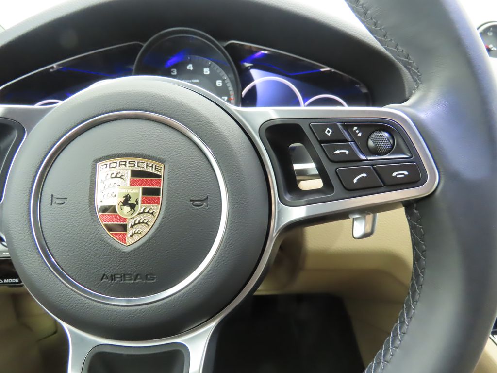 Thumbnail: 2023 Porsche Cayenne - 12