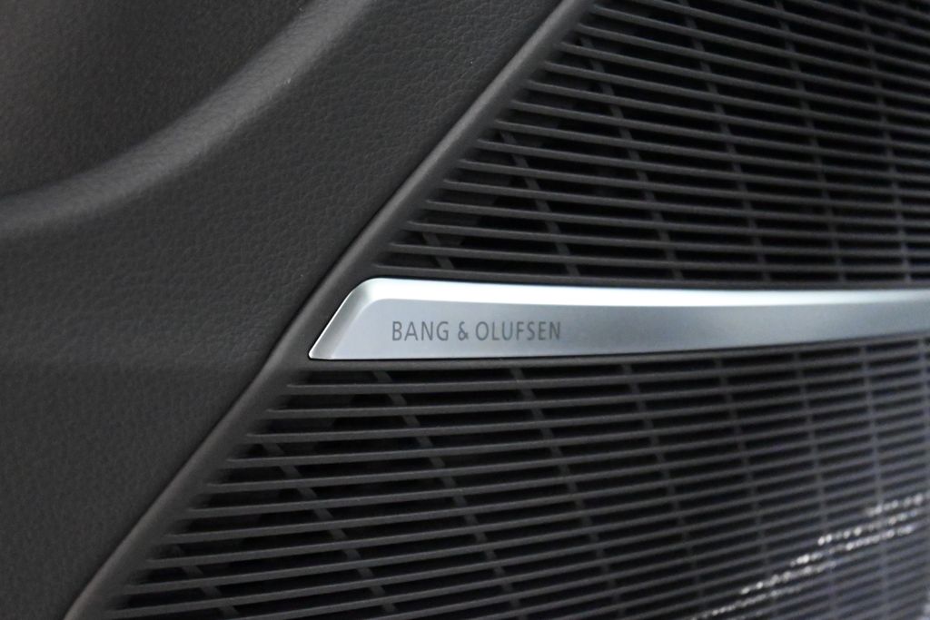 Thumbnail: 2026 Audi Q7 - 25