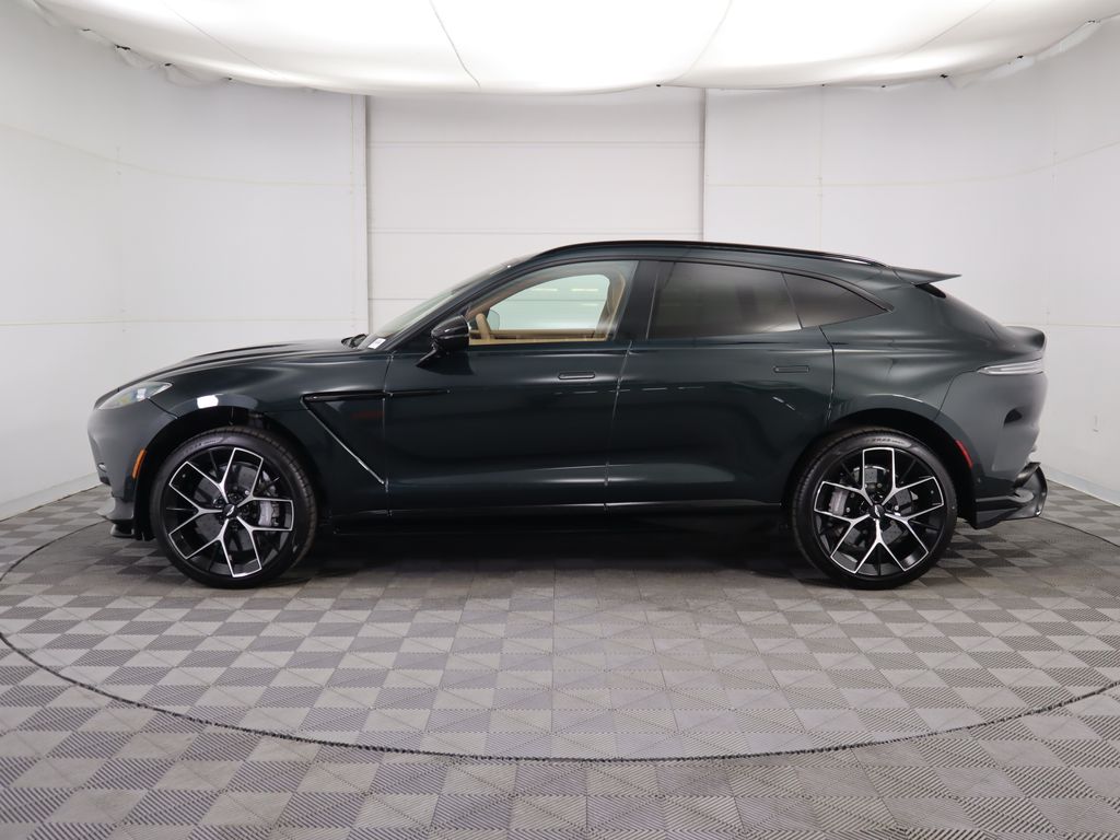 Thumbnail: 2026 Aston Martin DBX - 8