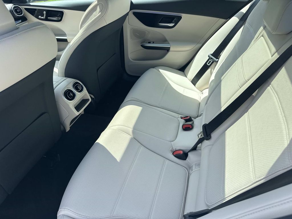 Thumbnail: 2025 Mercedes-Benz C-Class - 26