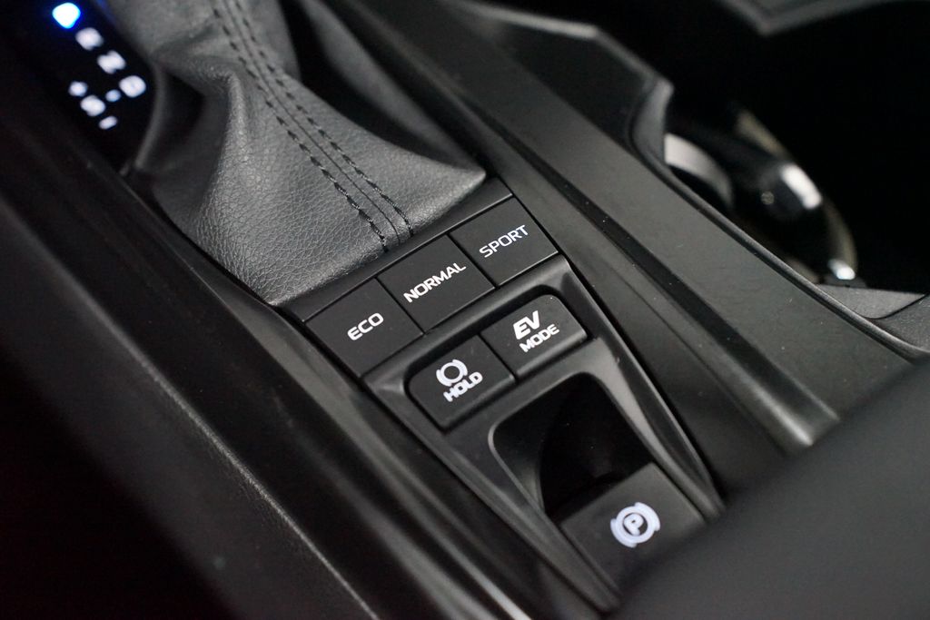 Thumbnail: 2025 Toyota Camry - 24