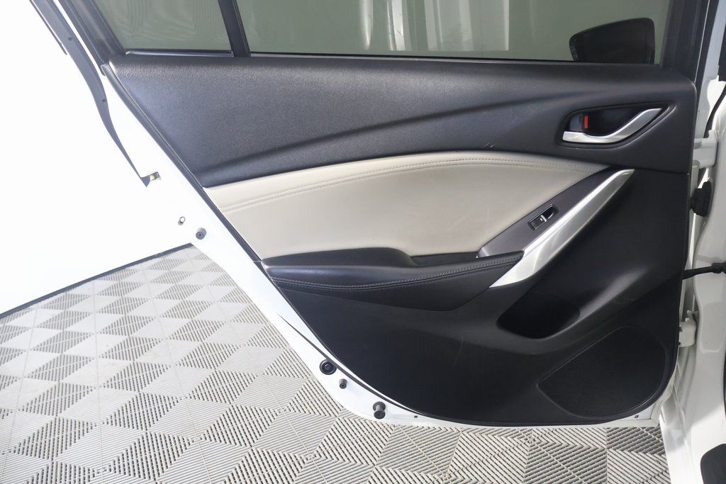 2016 Mazda Mazda6 i Touring 13
