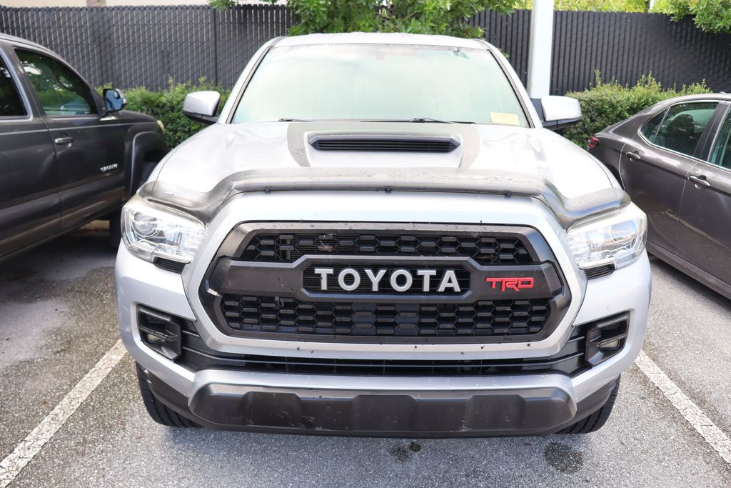 Thumbnail: 2017 Toyota Tacoma - 5