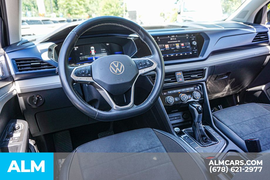Used 2024 Black Volkswagen 1.5T SE image 26