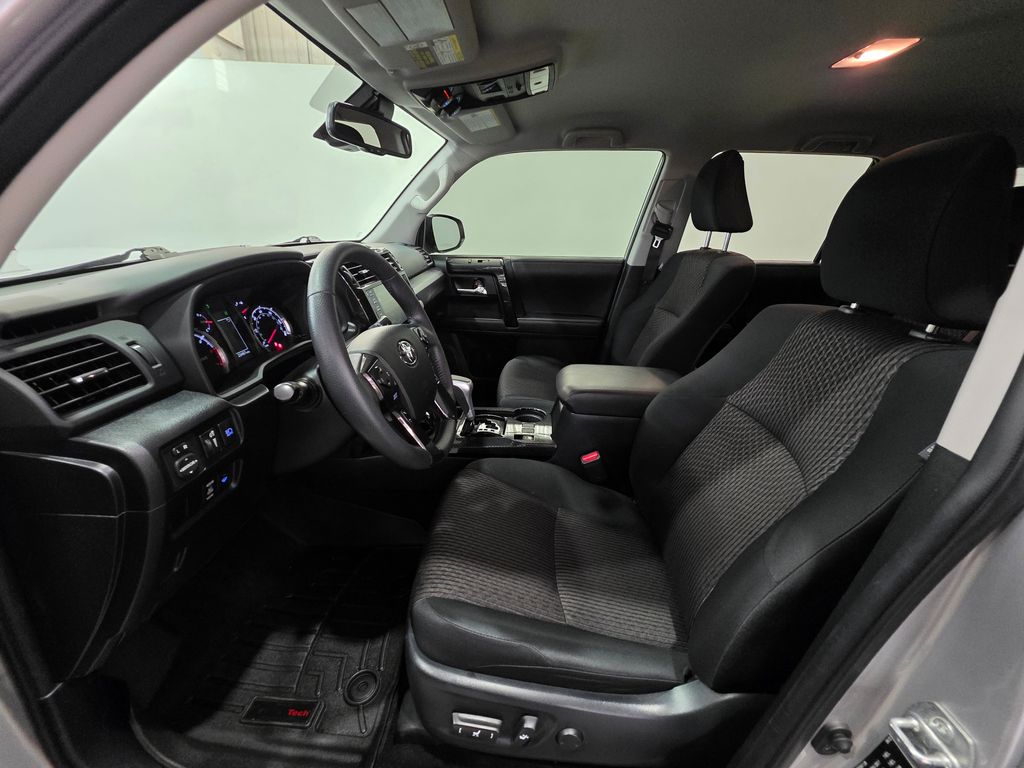 2022 Toyota 4Runner TRD Off-Road