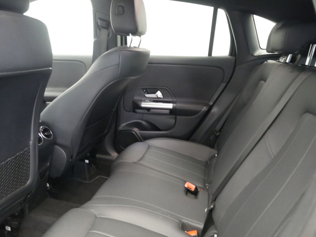 Thumbnail: 2023 Mercedes-Benz GLA - 23