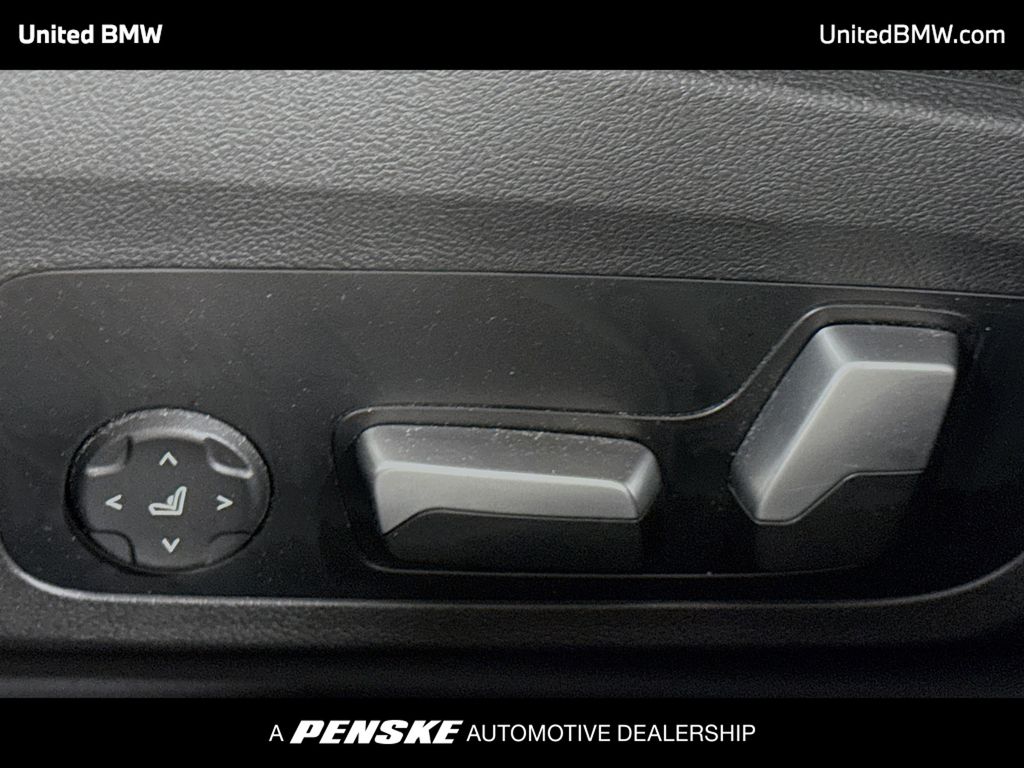 Thumbnail: 2023 BMW i4 - 4