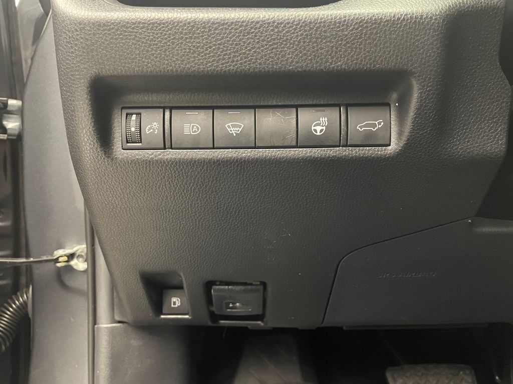 2021 Toyota RAV4 XLE Premium 20